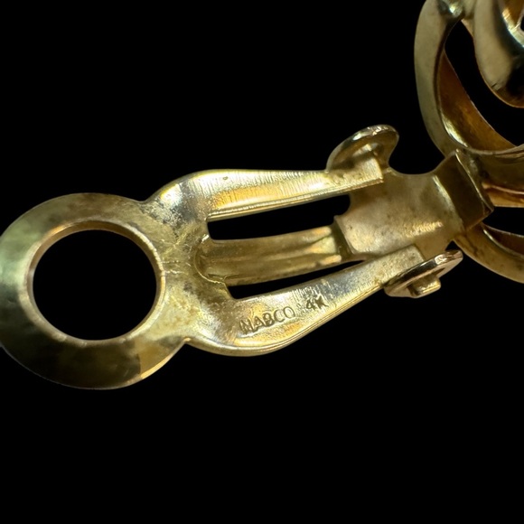 Vintage 14k Yellow Gold Nabco Flower Clip-On Earrings - Picture 13 of 14